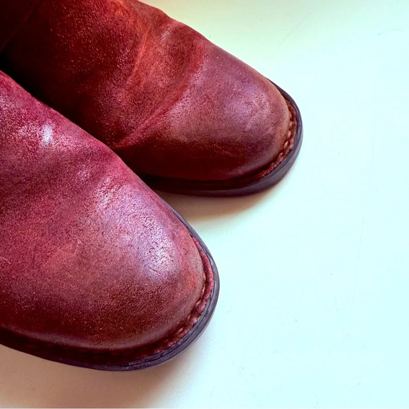 Born Trinculo Distressed Leather Ankle Boots - Burgundy - Picture 5 of 9